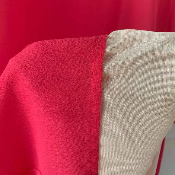 Hot pink dress with zipper at waist - Picture 5 of 6